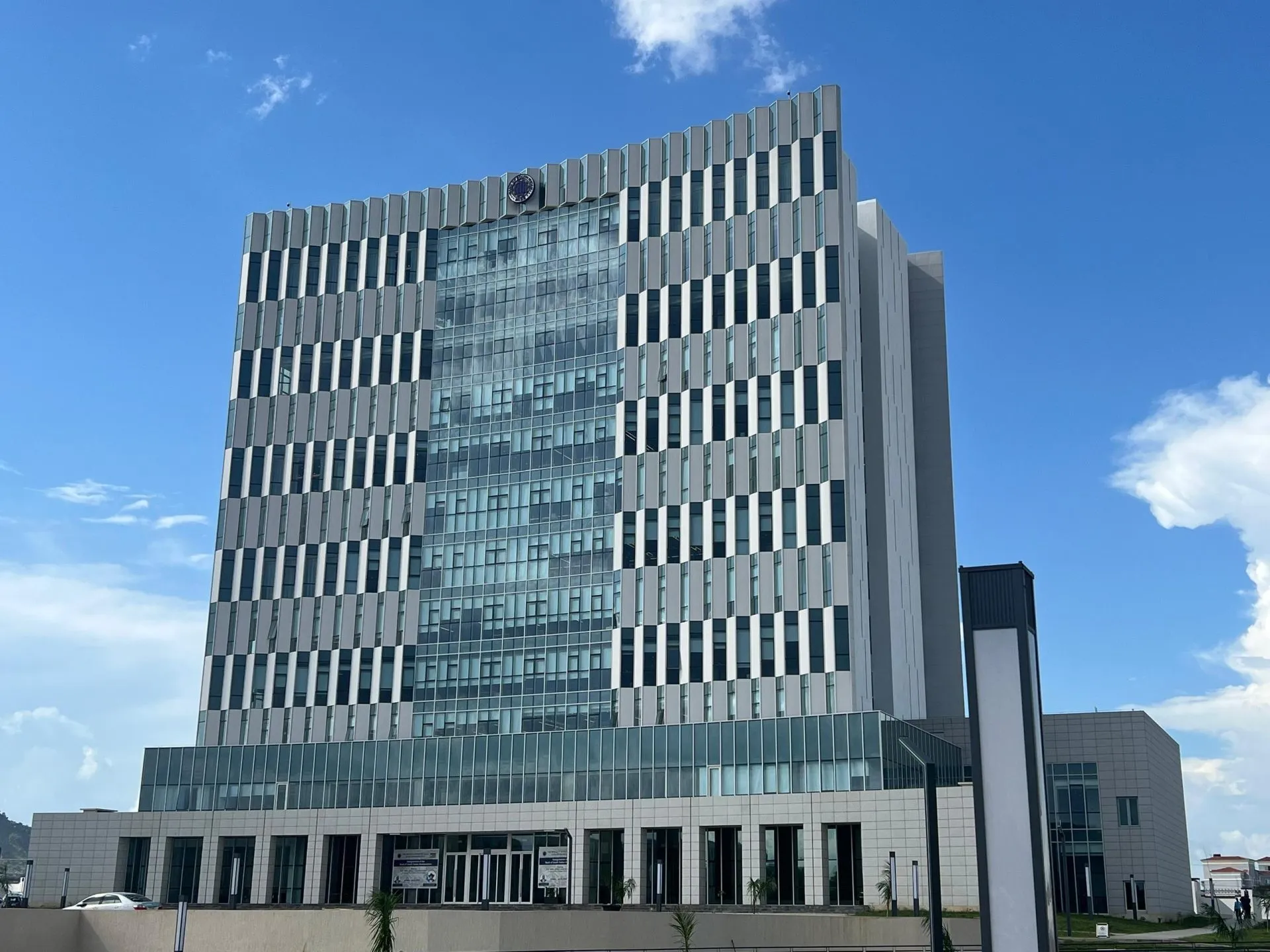 Banks Instructed to Reopen In Khartoum